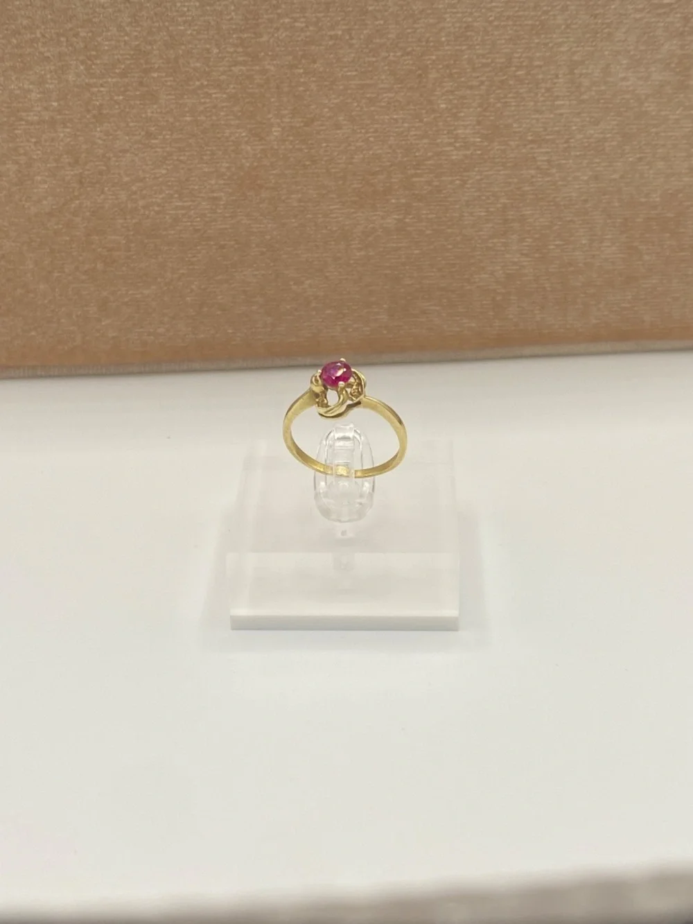Gorgeous Ruby Floral Spiral Gold-tone Setting Antique Style Unique Sculptural